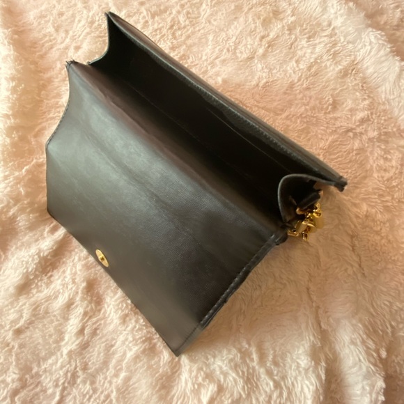 Purse - Picture 2 of 4